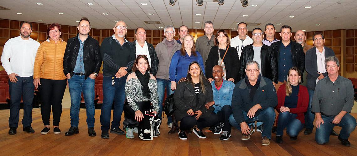 Comitiva visitou pontos de agroturismo pelo Município e trocou experiências com os vendanovenses - Ascom/PMVNI